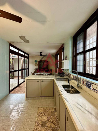 Imagem Casa com 4 Quartos à Venda, 277 m² em Centro - Ubatuba Imagem Casa com 4 Quartos à Venda, 277 m² em Centro - Ubatuba