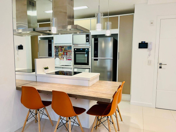 Imagem Apartamento com 2 Quartos para Temporada, 70 m² em Jurerê Internacional - Florianópolis