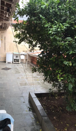 Imagem Sobrado com 3 Quartos à Venda, 250 m²