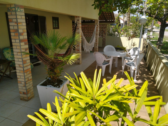 Imagem Casa com 5 Quartos à Venda, 196 m² em Uirapuru - Itapoá