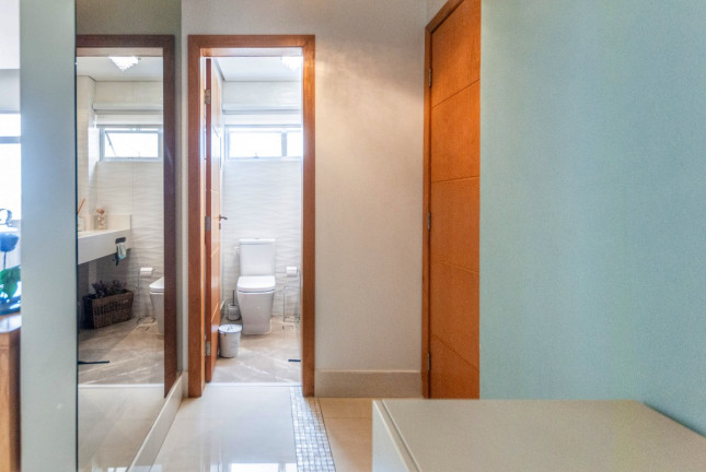 Imagem Apartamento com 3 Quartos à Venda, 165 m² em Aclimação - São Paulo Imagem Apartamento com 3 Quartos à Venda, 165 m² em Aclimação - São Paulo