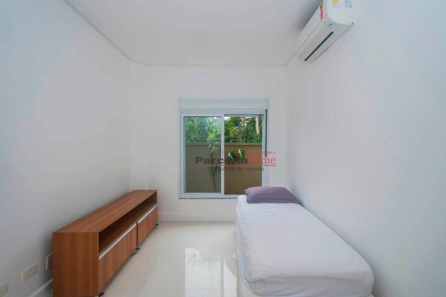Imagem Casa com 7 Quartos à Venda, 510 m² em Riviera Módulo 24 - Bertioga Imagem Casa com 7 Quartos à Venda, 510 m² em Riviera Módulo 24 - Bertioga