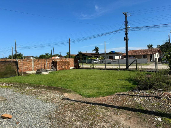 Imagem Casa com 4 Quartos à Venda, 160 m² em Salinas - Balneário Barra Do Sul Imagem Casa com 4 Quartos à Venda, 160 m² em Salinas - Balneário Barra Do Sul