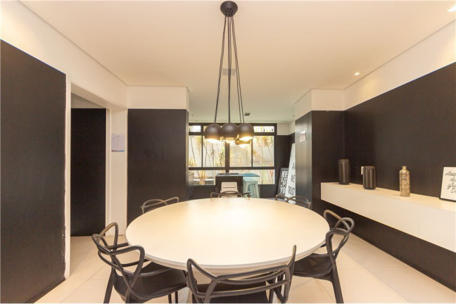 Imagem Imóvel com 1 Quarto à Venda, 29 m² em Bom Retiro - São Paulo Imagem Imóvel com 1 Quarto à Venda, 29 m² em Bom Retiro - São Paulo