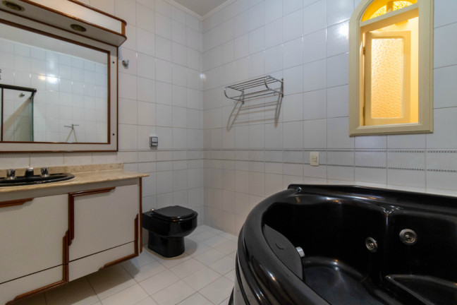 Imagem Casa com 3 Quartos à Venda, 331 m² em Vila Galvão - Guarulhos Imagem Casa com 3 Quartos à Venda, 331 m² em Vila Galvão - Guarulhos