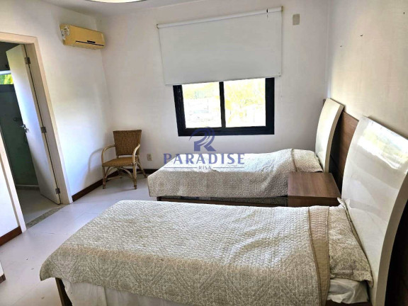 Imagem Casa com 4 Quartos à Venda, 219 m² em Praia Do Forte - Mata De São João