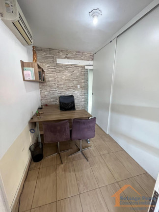 Imagem Casa com 2 Quartos para Alugar, 100 m² em Residencial Sítio Santo Antônio - Taubaté Imagem Casa com 2 Quartos para Alugar, 100 m² em Residencial Sítio Santo Antônio - Taubaté