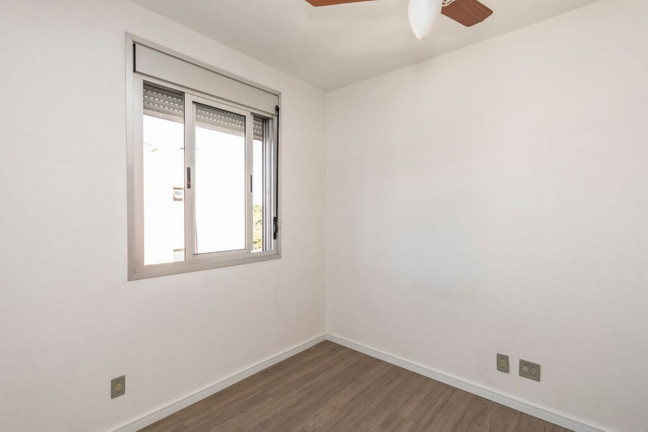 Imagem Imóvel com 2 Quartos à Venda, 54 m² em Humaitá - Porto Alegre Imagem Imóvel com 2 Quartos à Venda, 54 m² em Humaitá - Porto Alegre