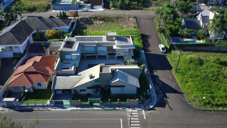 Imagem Casa com 4 Quartos à Venda, 958 m² em Jardim - Concórdia Imagem Casa com 4 Quartos à Venda, 958 m² em Jardim - Concórdia