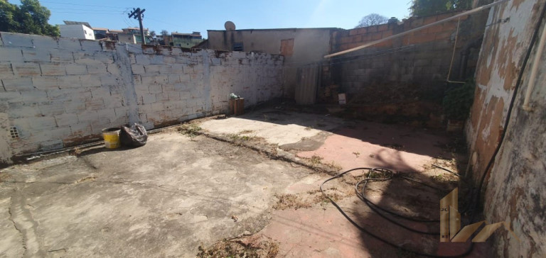 Casa com 2 Quartos à Venda, 90 m² em Europa - Belo Horizonte