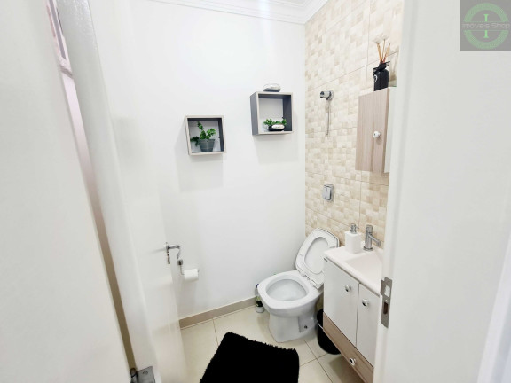 Imagem Sobrado com 3 Quartos à Venda, 98 m² em Oficinas - Ponta Grossa Imagem Sobrado com 3 Quartos à Venda, 98 m² em Oficinas - Ponta Grossa