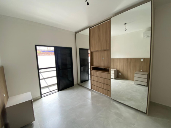 Imagem Casa com 3 Quartos à Venda, 123 m² em Boqueirão - Santos Imagem Casa com 3 Quartos à Venda, 123 m² em Boqueirão - Santos