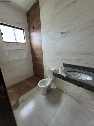 Imagem Imóvel com 3 Quartos à Venda,  em Sinop - Sinop