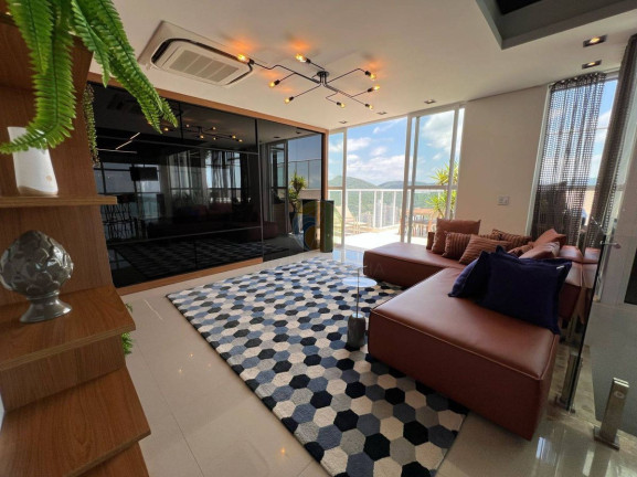 Cobertura com 4 Quartos à Venda, 267 m² em Centro - Balneário Camboriú