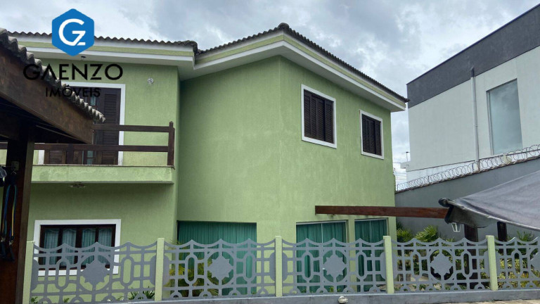 Imagem Casa com 3 Quartos à Venda, 450 m² em Gramado - Cotia Imagem Casa com 3 Quartos à Venda, 450 m² em Gramado - Cotia