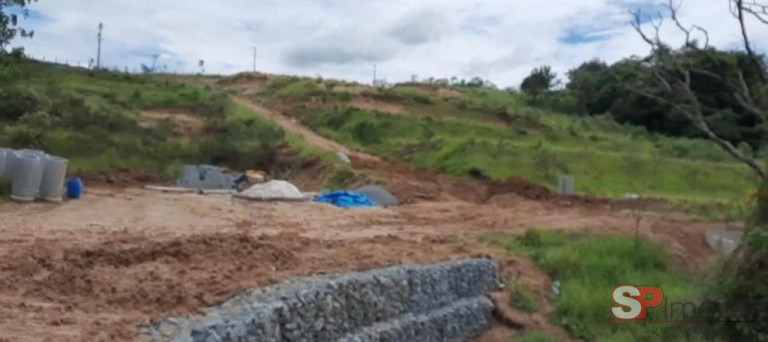 Imagem Terreno à Venda, 1.000 m² em Lambari - Guararema