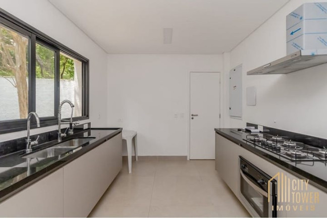 Imagem Casa com 3 Quartos à Venda, 318 m² em Jardim Paulista - São Paulo Imagem Casa com 3 Quartos à Venda, 318 m² em Jardim Paulista - São Paulo