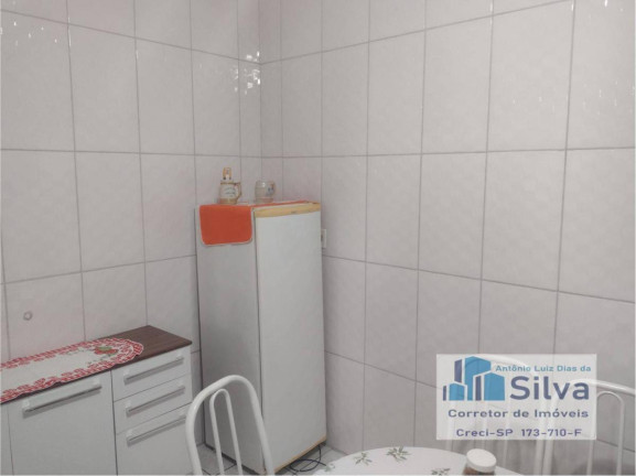 Imagem Casa com 3 Quartos à Venda, 170 m²