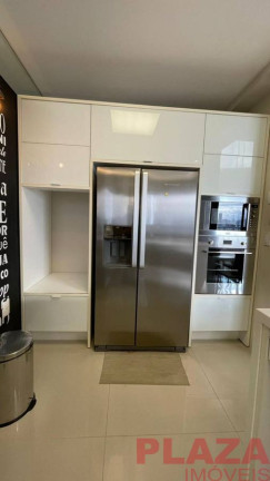 Imagem Cobertura com 3 Quartos para Alugar, 270 m² em Centro - Balneário Camboriú Imagem Cobertura com 3 Quartos para Alugar, 270 m² em Centro - Balneário Camboriú