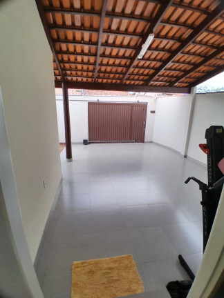 Imagem Casa com 3 Quartos à Venda, 250 m² em Santo André - Anápolis