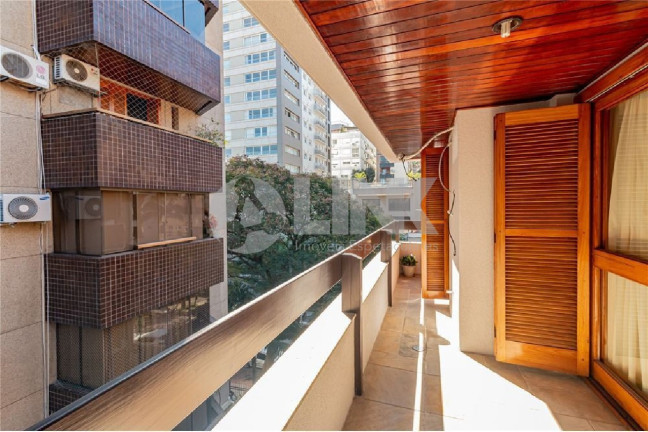 Imagem Imóvel com 3 Quartos à Venda, 227 m² em Bela Vista - Porto Alegre