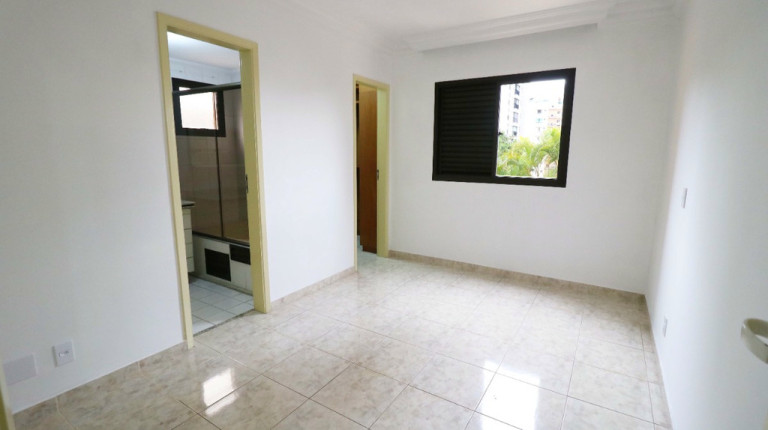 Imagem Apartamento com 4 Quartos à Venda, 139 m² em Vila Suzana - São Paulo