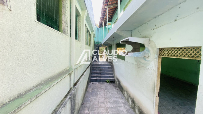 Imagem Casa com 4 Quartos à Venda, 1 m² em Centro - Feira De Santana