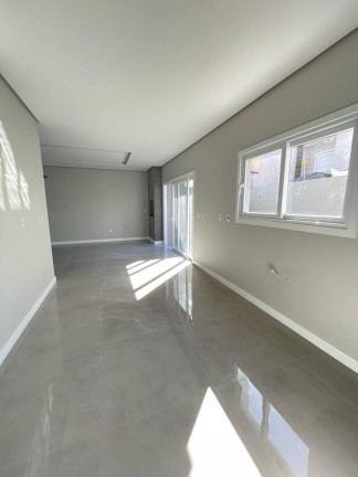 Imagem Sobrado com 3 Quartos à Venda, 220 m² em Moinhos De Vento - Canoas