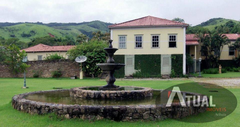 Fazenda à Venda, 4 m² em Vale Do Paraíba - Cachoeira Paulista