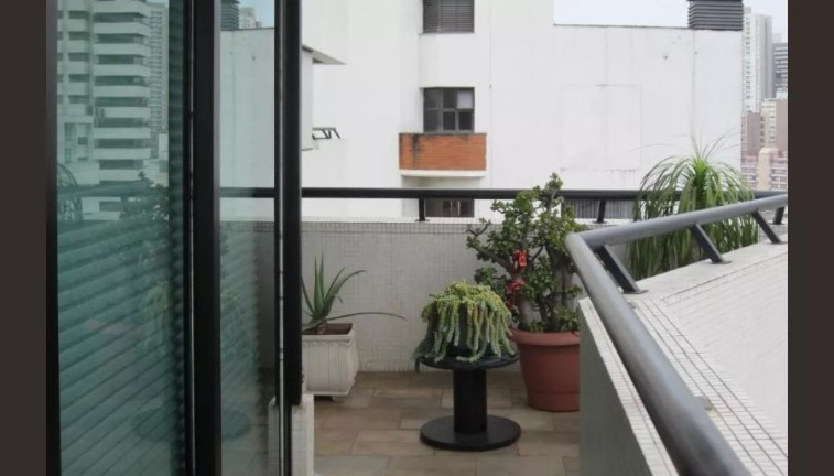 Imagem Apartamento com 4 Quartos à Venda, 197 m² em Aclimação - São Paulo