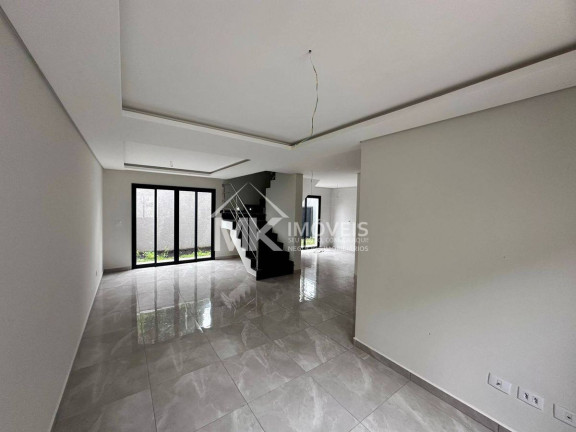 Imagem Sobrado com 2 Quartos à Venda, 148 m² em Uberaba - Curitiba