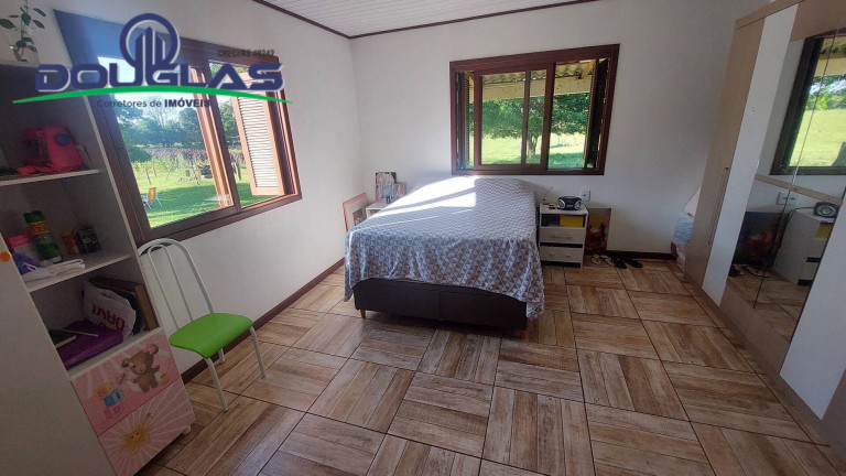 Imagem Chácara com 3 Quartos à Venda, 20.000 m² em águas Claras - Viamão Imagem Chácara com 3 Quartos à Venda, 20.000 m² em águas Claras - Viamão