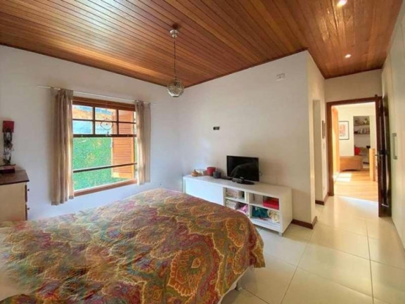 Imagem Casa com 3 Quartos à Venda, 310 m² em Chácara Das Candeias - Carapicuíba Imagem Casa com 3 Quartos à Venda, 310 m² em Chácara Das Candeias - Carapicuíba
