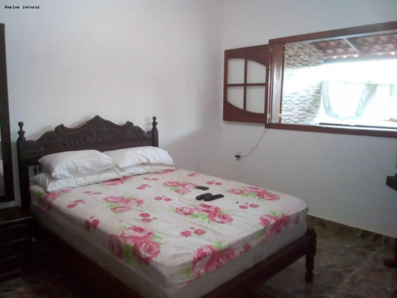 Imagem Casa com 2 Quartos à Venda, 85 m² em Planalto - Mateus Leme
