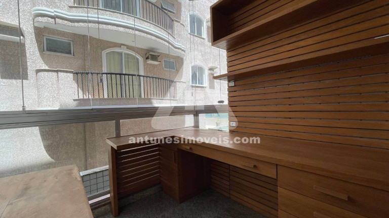 Imagem Apartamento com 2 Quartos à Venda, 80 m² em Praia Do Forte - Cabo Frio