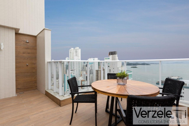Imagem Apartamento com 4 Quartos à Venda, 310 m² em Centro - Balneário Camboriú Imagem Apartamento com 4 Quartos à Venda, 310 m² em Centro - Balneário Camboriú