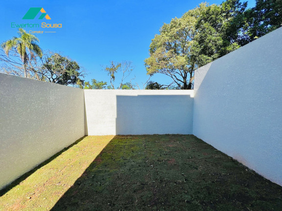 Imagem Casa com 2 Quartos à Venda, 60 m² em Jardim Sao Felipe - Atibaia