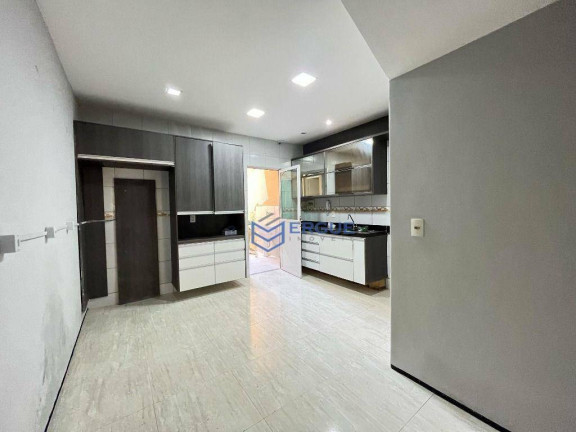 Imagem Casa com 4 Quartos à Venda, 113 m² em Maraponga - Fortaleza Imagem Casa com 4 Quartos à Venda, 113 m² em Maraponga - Fortaleza