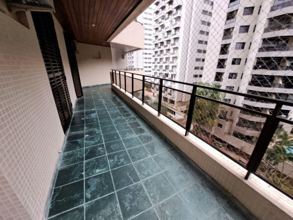 Imagem Apartamento com 4 Quartos à Venda, 160 m² em Pitangueiras - Guarujá