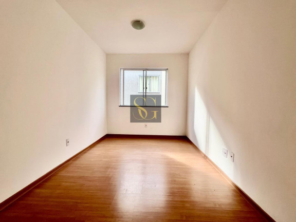 Imagem Apartamento com 2 Quartos à Venda, 50 m² em Pimenteiras - Teresópolis