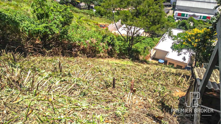 Terreno à Venda, 398 m² em Várzea - Teresópolis