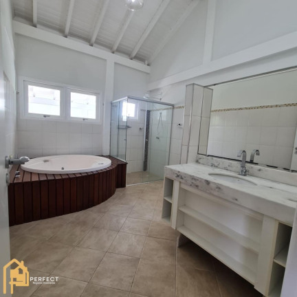 Imagem Casa com 3 Quartos à Venda, 422 m² em Vila Costa - Taubaté