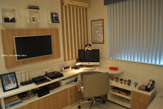 Imagem Apartamento com 4 Quartos à Venda, 166 m² em Rio De Janeiro