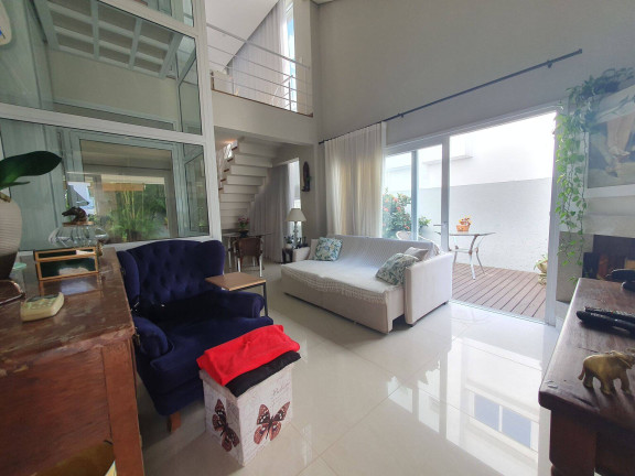Imagem Casa com 2 Quartos à Venda, 824 m² em Rio Tavares - Florianópolis Imagem Casa com 2 Quartos à Venda, 824 m² em Rio Tavares - Florianópolis