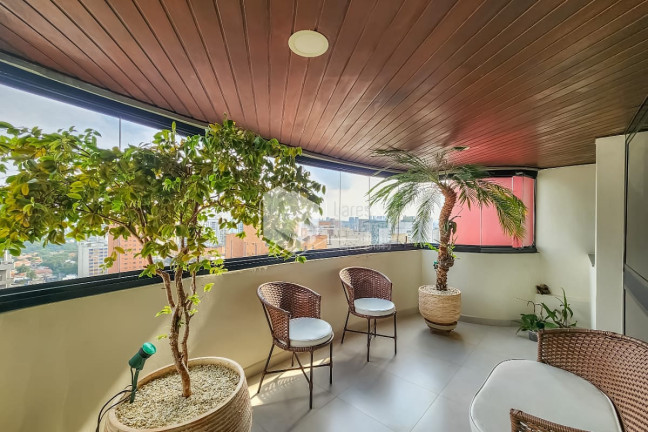 Imagem Apartamento com 4 Quartos à Venda, 198 m² em Moema - São Paulo Imagem Apartamento com 4 Quartos à Venda, 198 m² em Moema - São Paulo
