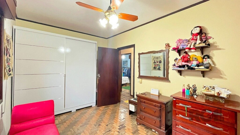 Imagem Casa com 3 Quartos à Venda, em Santa Tereza - Porto Alegre Imagem Casa com 3 Quartos à Venda, em Santa Tereza - Porto Alegre