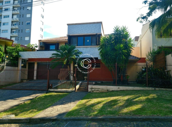 Casa com 4 Quartos à Venda, 363 m² em Nossa Senhora De Lourdes - Santa Maria