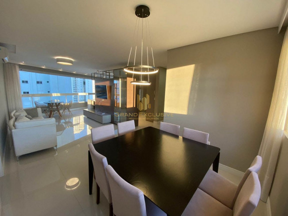 Imagem Apartamento com 3 Quartos à Venda, 134 m² em Centro - Balneário Camboriú Imagem Apartamento com 3 Quartos à Venda, 134 m² em Centro - Balneário Camboriú