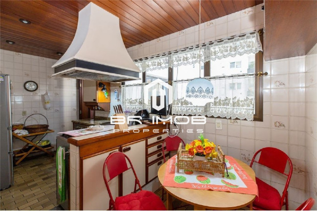 Imagem Imóvel com 3 Quartos à Venda, 147 m² em Vila Suzana - São Paulo Imagem Imóvel com 3 Quartos à Venda, 147 m² em Vila Suzana - São Paulo