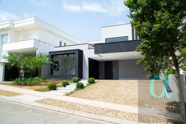 Imagem Casa com 3 Quartos à Venda, 247 m² em Tamboré - Santana De Parnaíba